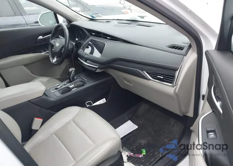 2019 Cadillac Xt4 Premium Luxury z USA, uszkodzony, nr VIN 1GYFZDR47KF213003